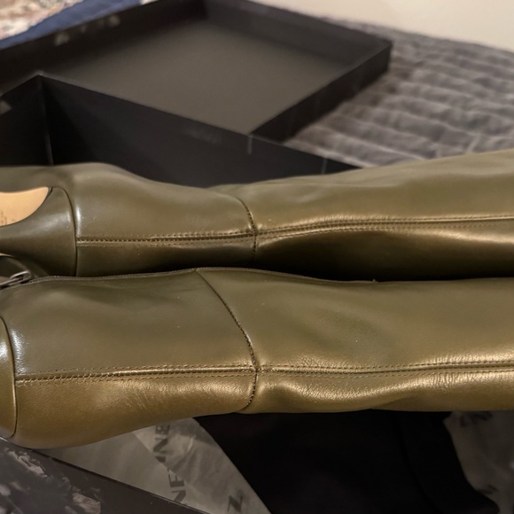 Inez Mila Olive Calf Leather Boots size 9 - Picture 4 of 8